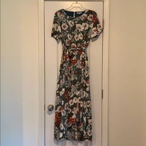 NWOT Polagram Floral midi dress